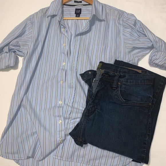 GAP long sleeved dress shirt - Picture 12 of 14